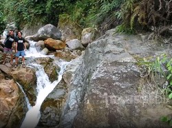 My Trip My Adventure: Main Air di Curug Ciburial