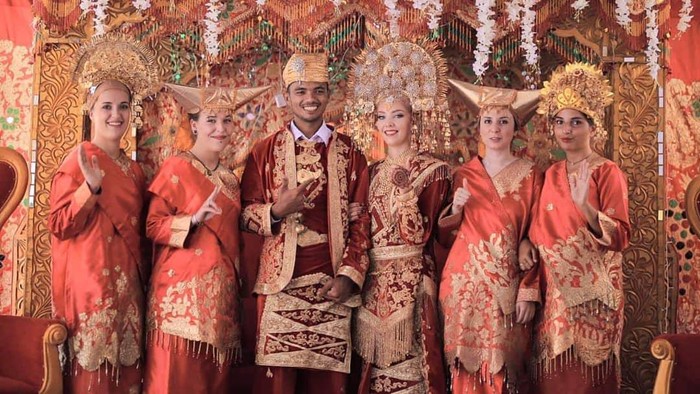 clem bule minang