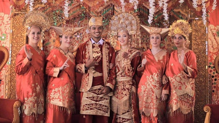 clem bule minang