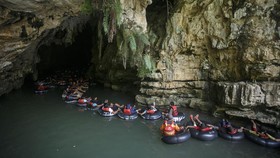 Goa Pindul: Lokasi, Jam Operasional, Fasilitas, dan Tiket Masuk