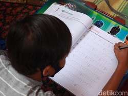Omicron Menggila, PTM di SMA-SMK Banten Dibatasi 25%