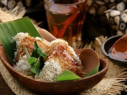 5 Fakta Kue Lupis, Jajan Pasar yang Kenyal Legit