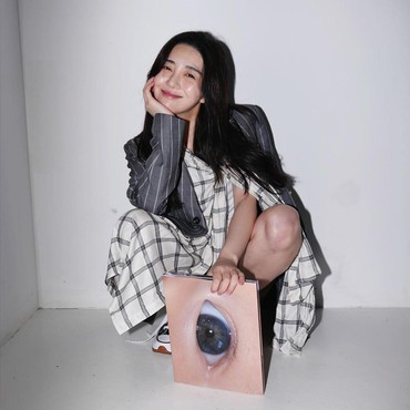 Usai Coba Bunuh Diri, Kwon Mina Eks AOA Minta Maaf & Temui CEO FNC