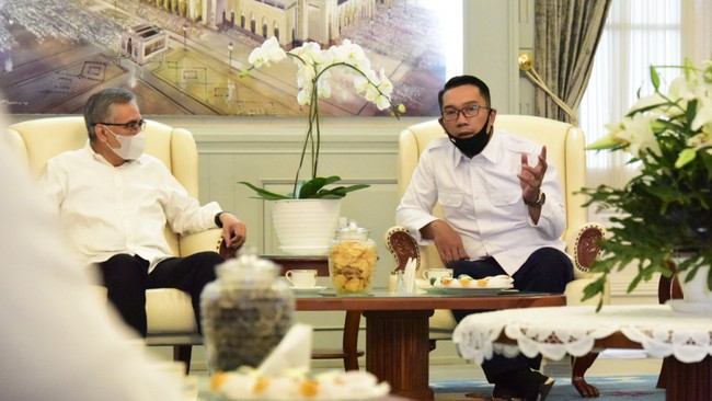 Ridwan Kamil berharap agar manufaktur Jabar dapat segera dipulihkan dan kembali menggerakkan ekonomi nasional.