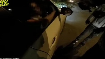 img-title Bodo Amat Salah Kasih Sein Mobil, Ibu-ibu: Ini Mobil Saya, Terserah Saya