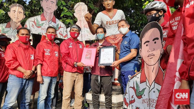 PSI melengkapi empat partai lain, PDIP, Golkar, Gerindra, dan PAN yang mendukung putra Presiden Jokowi, Gibran Rakabuming Raka dalam Pilkada 2020.