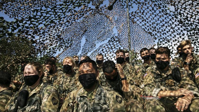 FOTO: Laga Taruna Akademi Militer West Point saat Pandemi
