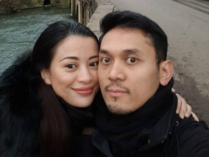 Angie 'Virgin' Ungkap Bedanya Sikap Suami Sebagai Ayah dan Polisi Inggris