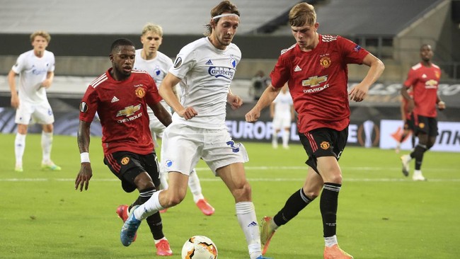 Dua pemain MU, Brandon Williams dan Fred, merasakan penampilan apik skuad Copenhagen di laga perempat final Liga Europa.