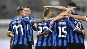 FOTO: Inter Milan Dekati Tangga Juara Liga Europa