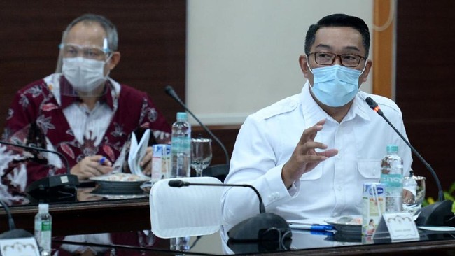 Gubernur Jabar Ridwan Kamil mengatakan keikutsertaaannya dalam uji klinis vaksin Covid-19 tidak akan mengubah gaya hidup dan aktivitas keseharian.