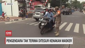 VIDEO: Pemotor Tak Terima Ditegur Tidak Memakai Masker