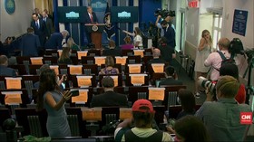 VIDEO: Konpers Trump Dihiasi Aksi Penembakan