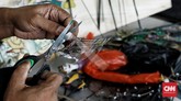 FOTO: Wayang Uwuh Penjaga Budaya dan Alam Wayang Uwuh yang dibuat dari limbah rumah tangga itu bentuk pelestarian budaya sekaligus kampanye mengajak masyarakat menjaga lingkungan.