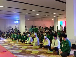 Usai Dapat Rekomendasi PDIP, Bobby Nasution Hadiri Ceramah UAS di Medan