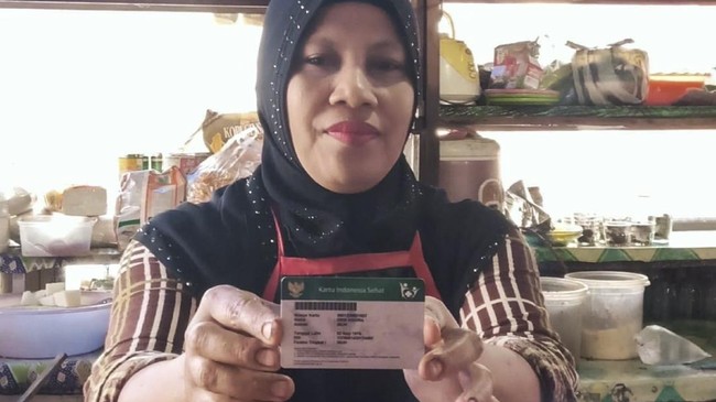 Desi Ainora bersyukur dirinya tak dikenakan biaya menjalani pengobatan gagal ginjal berkat Program JKN-KIS.