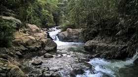 Dari Air Terjun sampai Kolam Air Panas di Cisewu Garut