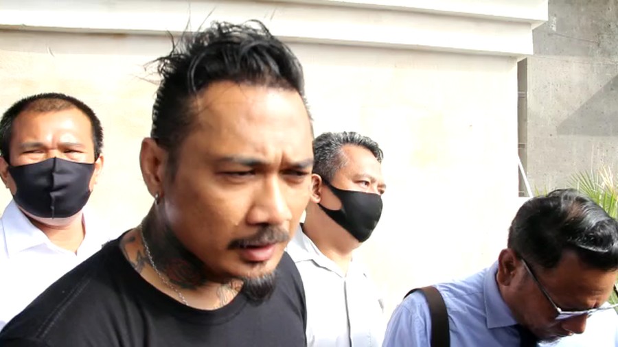 Foto Jerinx SID ditahan Polda Bali usai ditetapkan sebagai tersangka ujaran kebencian terkait postingan 'IDI kacung WHO' (dok Istimewa) Foto Jerinx SID ditahan Polda Bali usai ditetapkan sebagai tersangka ujaran kebencian terkait postingan 'IDI kacung WHO' (dok Istimewa)