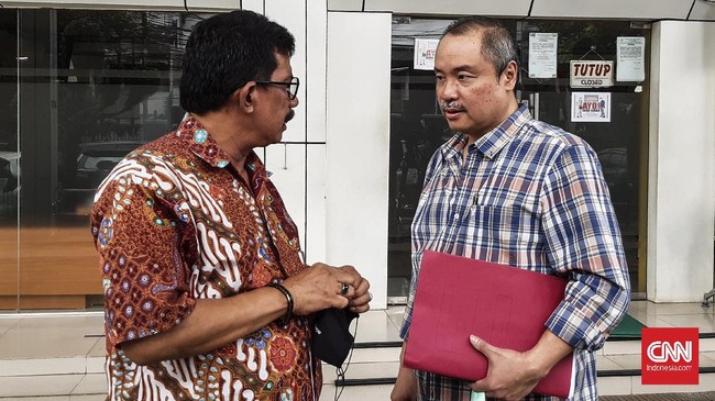 Tak hanya satu, putra pendiri Sinar Mas Group Freddy Widjaja mengaku telah menyurati beberapa lembaga negara demi mendapat keadilan.