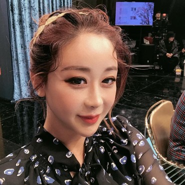 Heboh Anak Cakar Wajah Teman, Aktris Film Korea 'Sex Is Zero' Angkat Suara