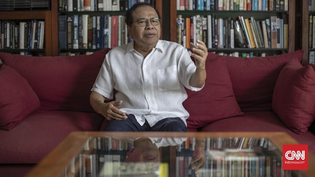 Ekonom senior sekaligus mantan menteri koordinator bidang kemaritiman Rizal Ramli mengingatkan inflasi pangan telah menembus 10 persen.