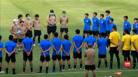 VIDEO: Shin Tae-Yong Coret 11 Pemain Timnas U-19