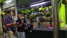 Kisah Mantri BRI Dampingi Pedagang Pasar Melek Digital