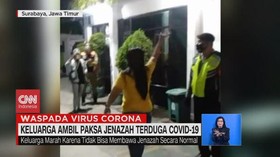 VIDEO: Keluarga Ambil Paksa Jenazah Covid-19 di Surabaya