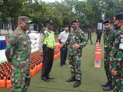 Koarmada I Gelar Baksos, Bantu Warga yang Terdampak COVID-19