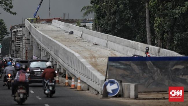 Anies Targetkan JPO Dekat Flyover Lenteng Agung Rampung Maret