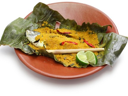 Resep Pepes Ayam Cabai Hijau, Teman Makan Nasi yang Pedas Gurih