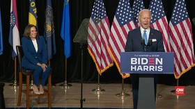 VIDEO: Wajah Semringah Kamala Harris saat Jadi Cawapres