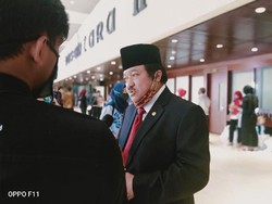Ketua Fraksi Golkar MPR Imbau Masyarakat Gunakan Masker Saat Pergi