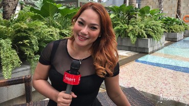 img-title Kembali Eksis Jadi Artis Usai Vakum, Jenny Cortez Dapat Dukungan Suami
