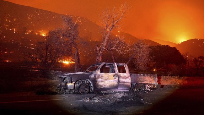 Kebakaran hutan di California telah menghanguskan lebih dari 3,2 juta hektare lahan, hampir seluas negara bagian Connecticut.
