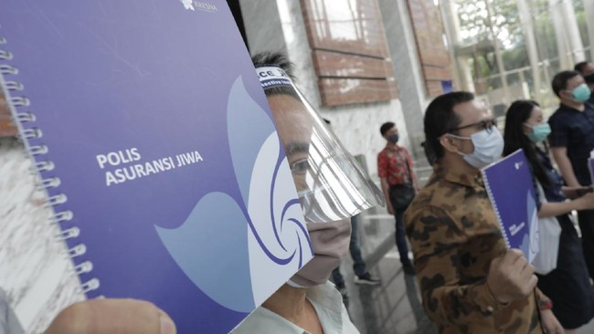 Dirjen Kekayaan Negara Kemenkeu Rionald Silaban atau 'orang terkaya RI' menilai kasus gagal bayar industri asuransi tak bisa diterima karena merusak citra.