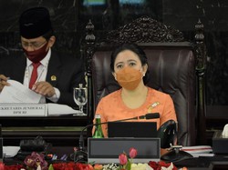 Massa Buruh Demo Tolak Omnibus Law, Puan: Berpotensi Klaster Corona