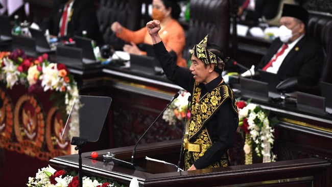 MPR meminta Presiden Joko Widodo berpidato soal Pokok-Pokok Haluan Negara (PPHN), atau yang dulu bernama GBHN, dalam peringatan Hari Konstitusi.