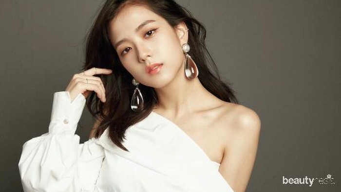 Terungkap! Ini Makeup yang Dipakai Blackpink dan Twice Untuk Tampil Hot and Cute