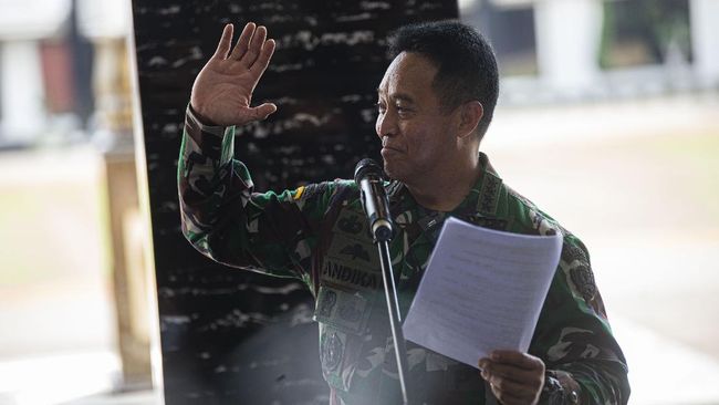 Andika Perkasa Sambangi Anies, Cari Masukan Tangani Covid-19 Wakil Ketua Pelaksana I KPC PEN Jendral Andika Prakasa menyambangi kantor Gubernur DKI Jakarta Anies Baswedan untuk menanyakan update Covid-19.