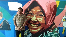 Baliho Machfud Arifin Lanjutkan Risma Beredar di Surabaya
