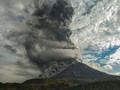 Awan Panas Gunung Sinabung 2 Km, Tiga Kecamatan Terdampak