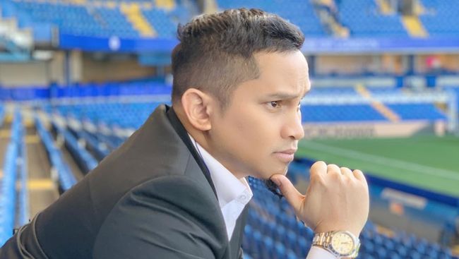 Waketum PAN Yakin Mumtaz Tak Akan Ikut Amien Rais ke Ummat Waketum PAN meyakini Mumtaz akan tetap bertahan di PAN ketimbang bergabung dengan partai yang baru dideklarasikan Amien Rais, Partai Ummat.