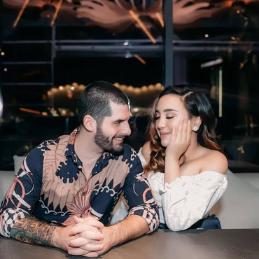 Pacarnya Disebut Bule Tua, Salmafina Beri Balasan Menohok