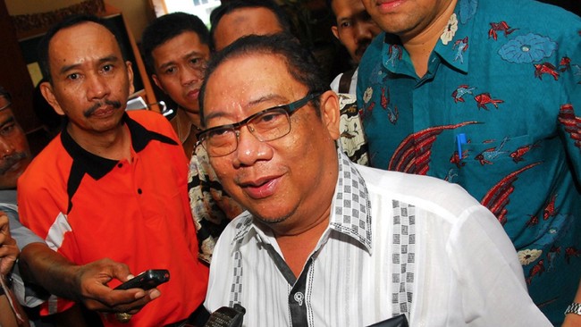 Irianto MS Syaifuddin alias Yance, mantan Bupati Indramayu periode 2000-2010 meninggal dunia, Minggu (16/8) pukul 09.15 WIB.