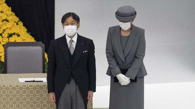 Kaisar Jepang Menyesalkan Kekejaman Militer Selama PD II Kaisar Jepang, Naruhito, menyatakan sangat menyesalkan penderitaan yang harus dialami berbagai pihak dalam Perang Dunia II.
