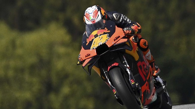 Pembalap KTM, Pol Espargaro jadi yang tercepat di FP2 MotoGP Styria sedangkan Valentino Rossi berada di posisi kesembilan.