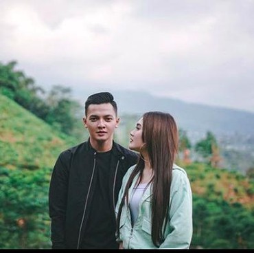 Inikah Bukti Kuat Dory Harsa Keluar Islam?