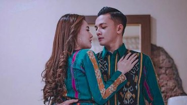 Geger Kabar Nella Kharisma Menikah dengan Dory Harsa