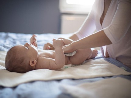 3 Tips Memilih Popok Bayi yang Tepat Menurut Dokter agar Terhindar Ruam